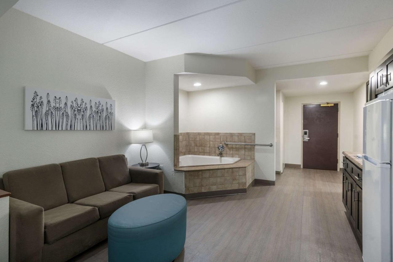 Sleep Inn & Suites Chesapeake - Portsmouth Экстерьер фото